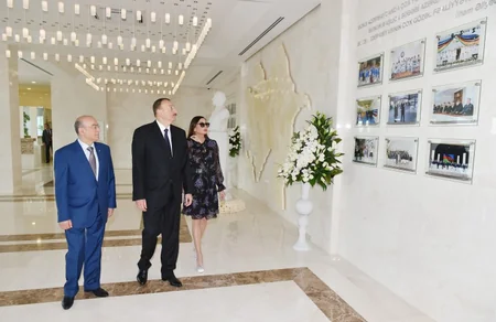 Президент Ильхам Алиев принял участие в открытии административного здания Федерации бокса Азербайджана и Qafqaz Baku Sport Hotel