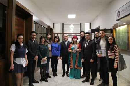 İtaliyada “Nəsimi poeziyası” kitabının təqdimatı keçirilib