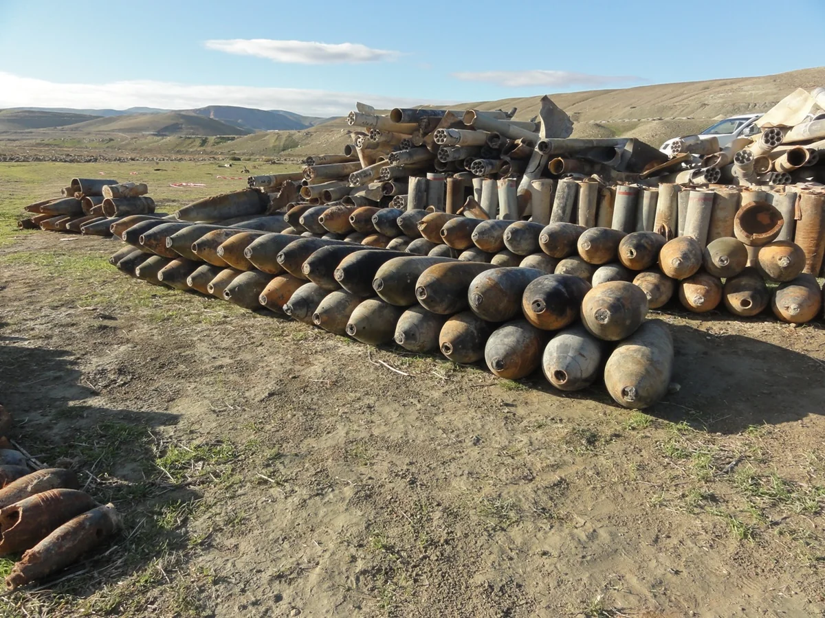 Xızıda 136 ədəd partlamamış hərbi sursat aşkar edilib