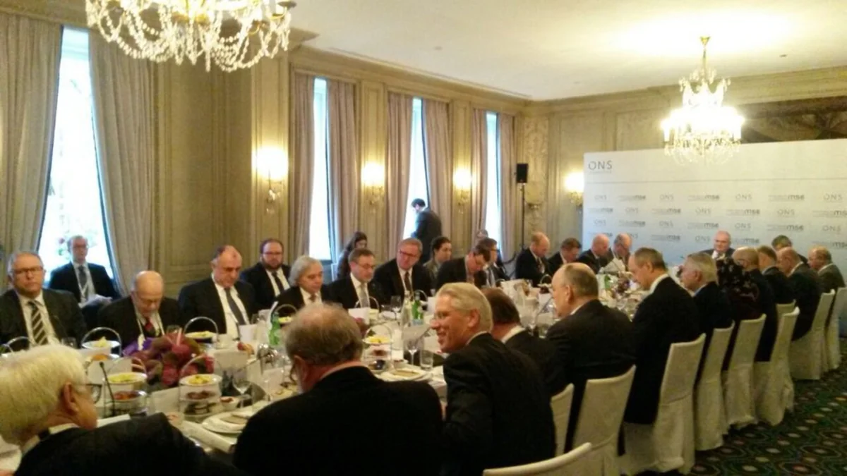 Mammadyarov attends roundtable on energy security in Munich