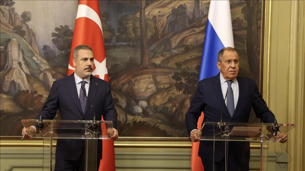 Fidan: Ukraynada müharibə Lavrovla danışıqların gündəliyində əsas məsələlərdən biri olub