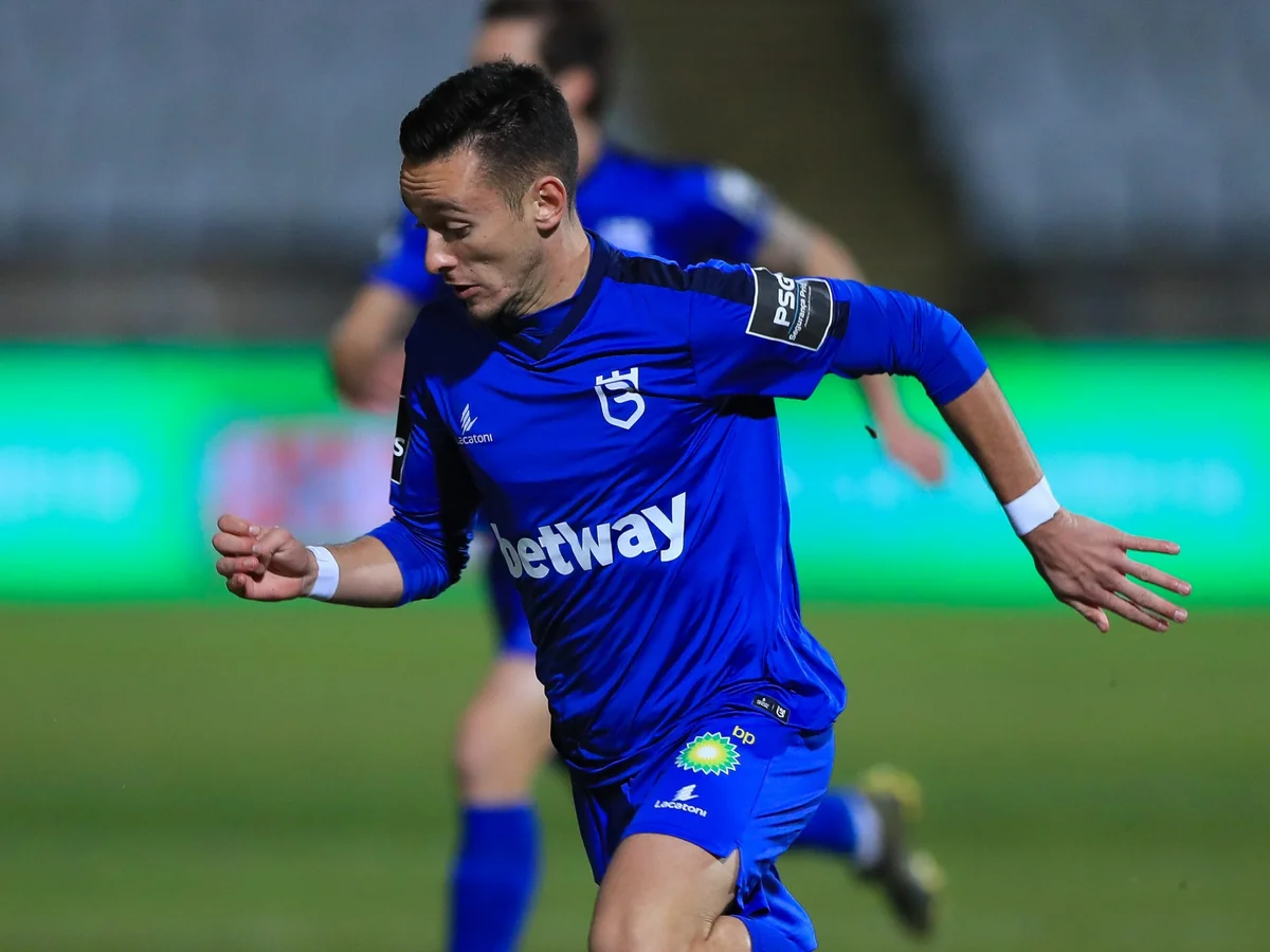 Qarabağın rəqibi portuqaliyalı futbolçu ilə anlaşıb
