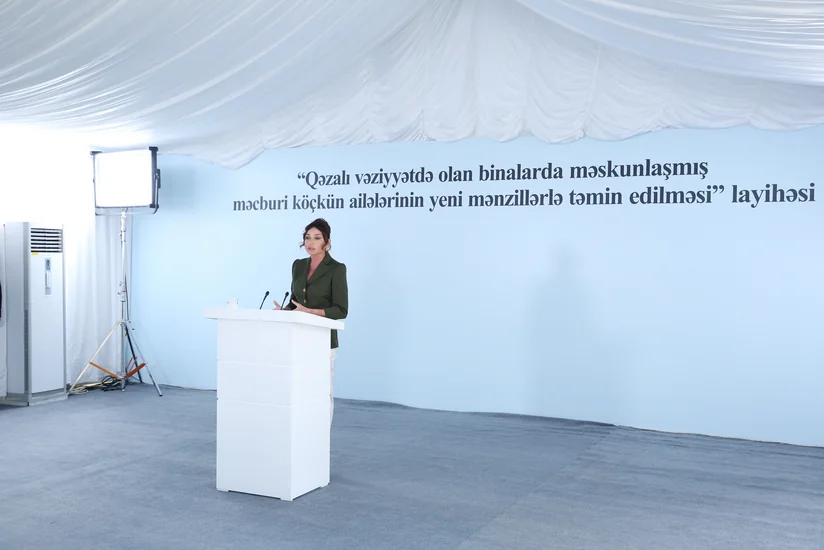 Mehriban Əliyeva: “Dörd yüz mindən çox məcburi köçkün iş yeri ilə təmin edilib”