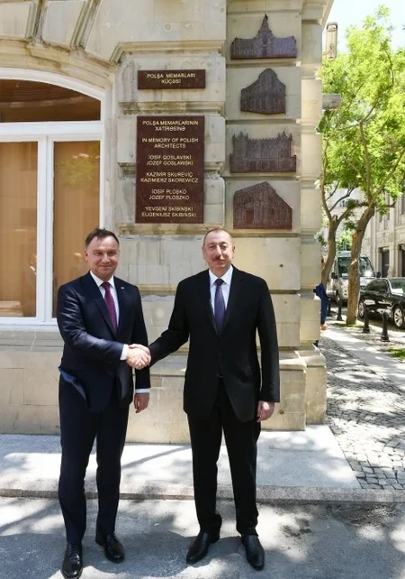 Ilham Aliyev, Andrzej Duda attend ceremony in Polish Architects Street