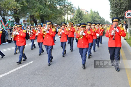 Sumqayıtda Zəfər Günü münasibətilə hərbçilərin yürüşü keçirilib
