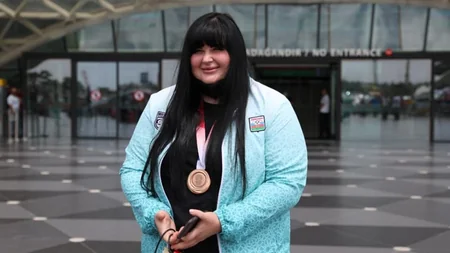 Olimpiadanın bürünc medalçısı İrina Kindzerskanın Bakıda qarşılanma mərasimi olub