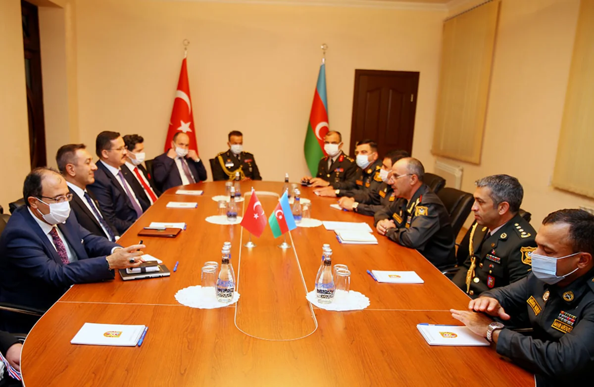Azerbaijan discusses procurement of Turkish state-of-the-art weapons