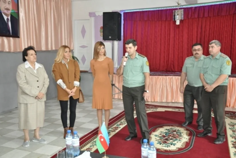 Bakıdakı qadın həbsxanasında məhkumlara konsert verilib