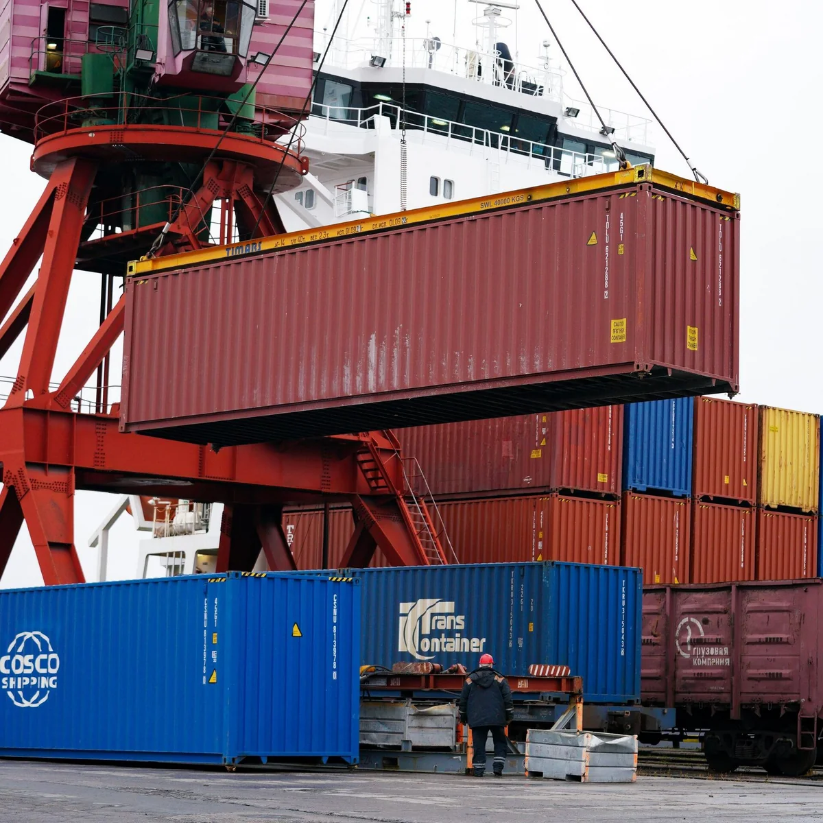 Lithuania expands restrictions on transit to Kaliningrad through its territory