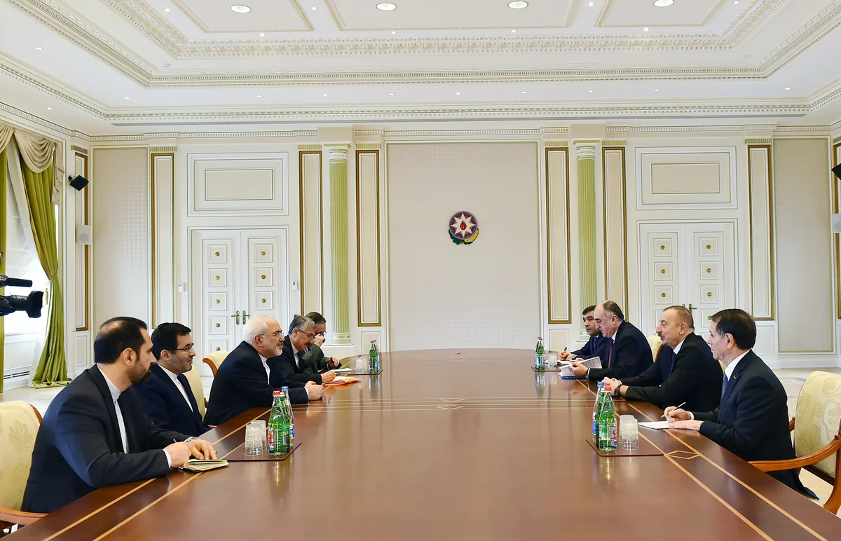 Ильхам Алиев принял главу МИД Ирана