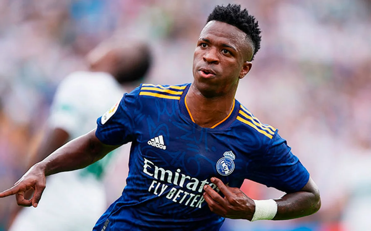 KİV: Real Vinisiusla müqavilə müddətini uzadıb