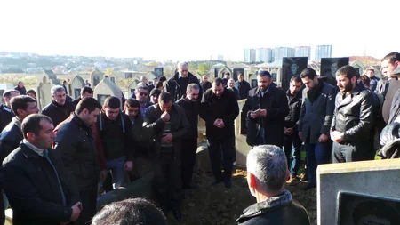 Günəşli” yatağında baş verən qəzada həlak olan daha bir neftçi dəfn olunub - FOTO