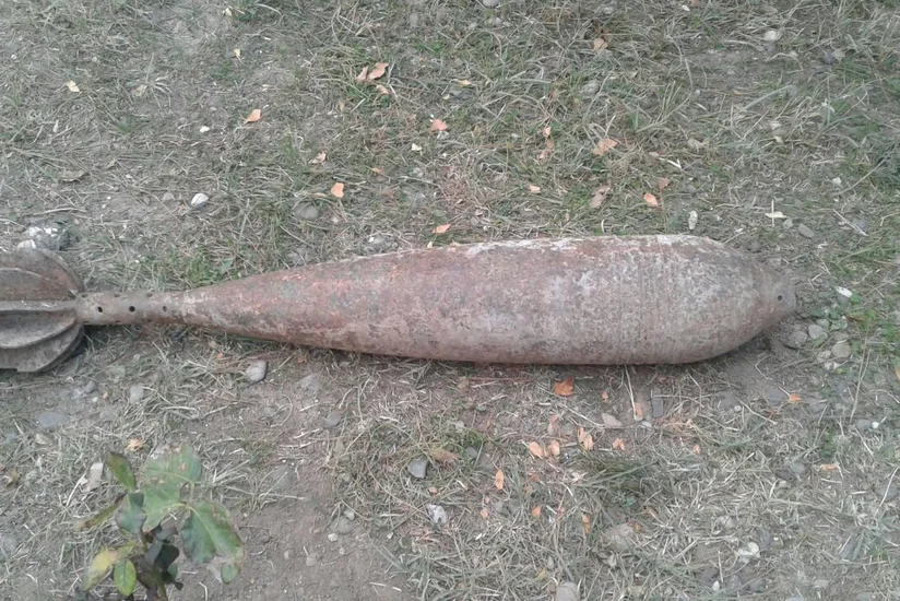 Ağstafada partlamamış minaatan mərmisi tapılıb