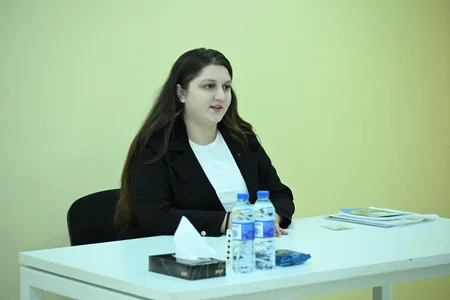 Gənclər və idman naziri Sumqayıt şəhəri və Qubadlı rayonunda yaşayan vətəndaşları qəbul edib