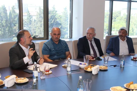 İTV-nin Yayım Şurasına yeni sədr seçilib