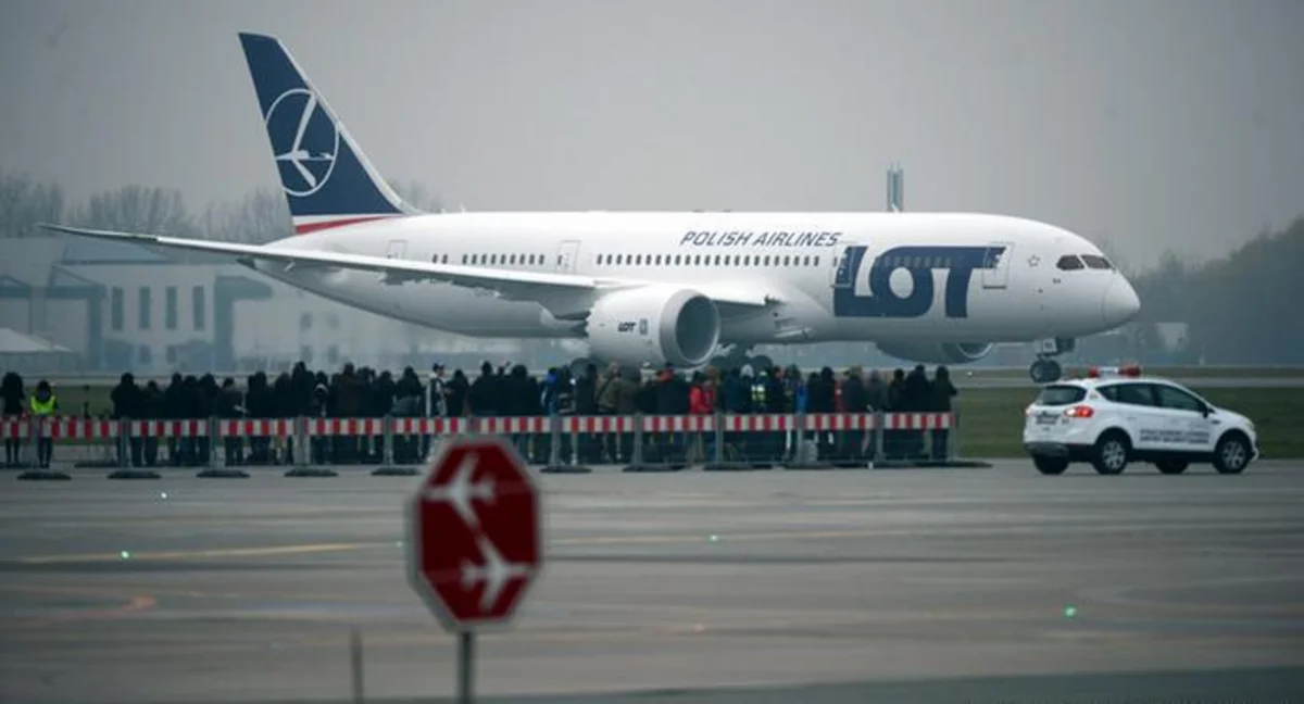 ​Xaker hücumu səbəbindən Varşava aeroportu fəaliyyətini dayandırıb
