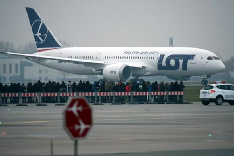 ​Xaker hücumu səbəbindən Varşava aeroportu fəaliyyətini dayandırıb