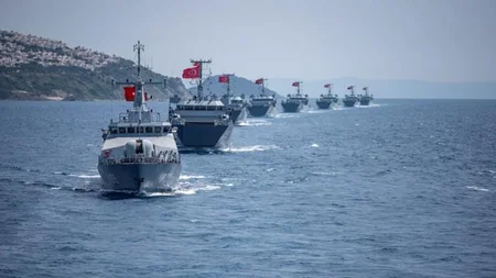 Türkiyə 3 dənizdə eyni vaxtda hərbi təlimlər keçirir