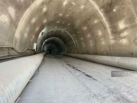 AAYDA rəsmisi: Ağsuçay vadisində 1186 metrlik unikal avtomobil körpüsünün tikintisi davam etdirilir  - VİDEO