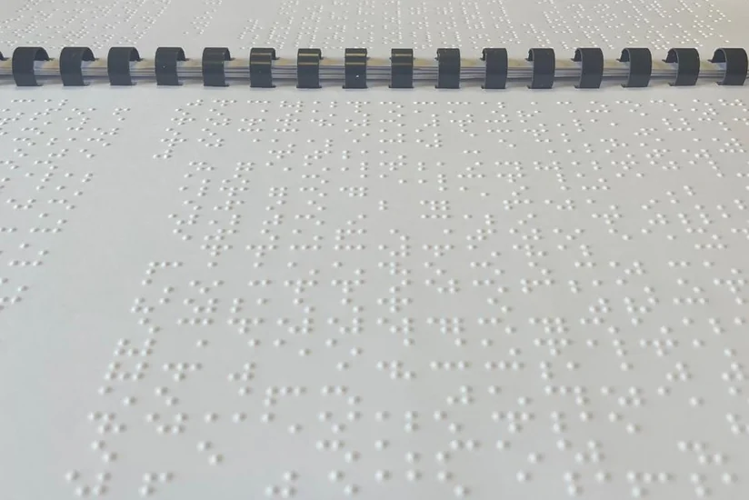 Ombudsmanın təşəbbüsü əsasında Brayl əlifbası ilə maarifləndirici vəsait hazırlanıb