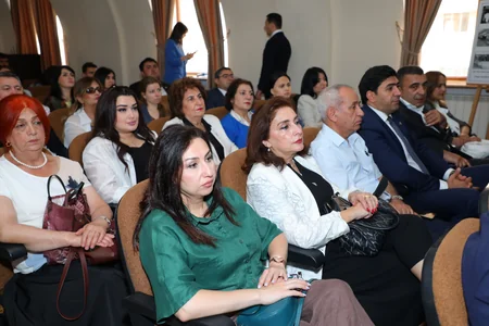Ümumdünya Qaçqınlar Gününə həsr olunmuş beynəlxalq tədbir keçirilib