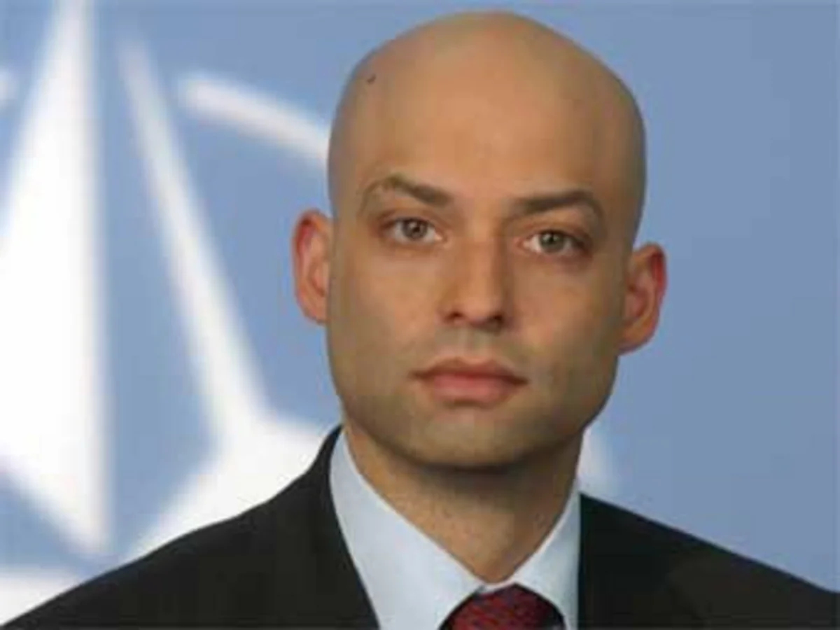 NATO nümayəndəsi: Tərəflər münaqişənin diplomatik həllini dəstəkləməlidirlər