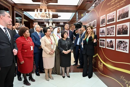 Milli Məclisdə Heydər Əliyevin 100 illik yubileyinə həsr olunmuş sərgi nümayiş etdirilib