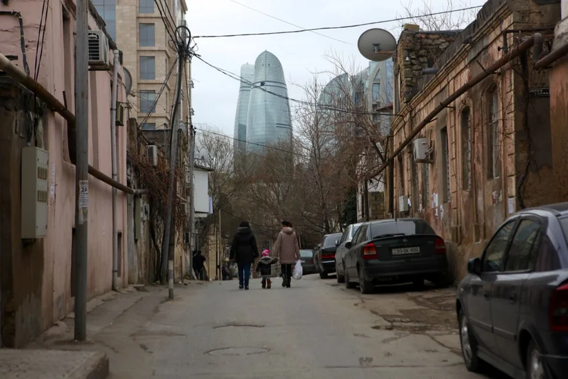 Komissiya sədri Sovetskidəki azkvadratlı mənzillərə ödəniləcək vəsaitlə bağlı məsələyə aydınlıq gətirib