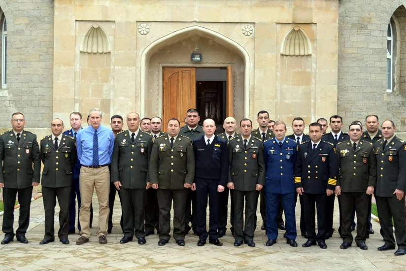 NATO Bakıda Azərbaycan hərbçilərinə təlim keçir