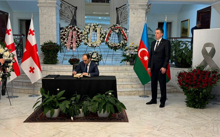 Gürcüstan Prezidenti adından Azərbaycana ünvanlanmış başsağlığı məktubu səfirə təqdim edilib