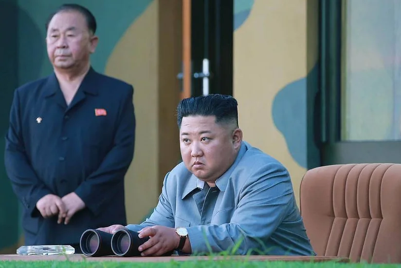 Kim Çen In yeni taktiki idarə olunan raketlərin sınaqlarında iştirak edib