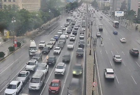 Bakının bəzi yollarında sıxlıq var