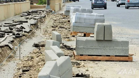 Bakının Qaradağ rayonunda 3 km-lik yolun təmirinə başlanılıb