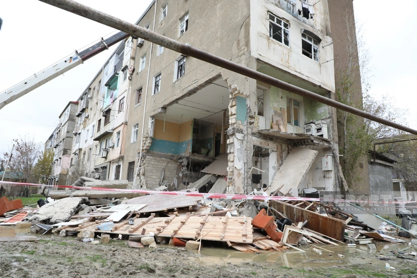 Sumqayıtdakı partlayış yerindən FOTOREPORTAJ