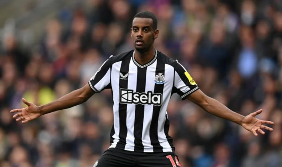 İsveçli hücumçu qışda Arsenala keçə bilər