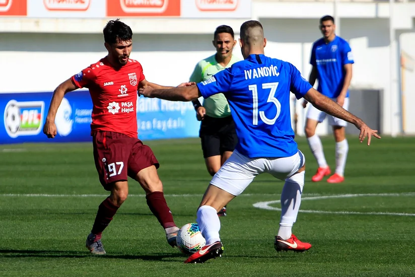 Sumqayıt Sabaha, Səbail Qəbələyə uduzdu