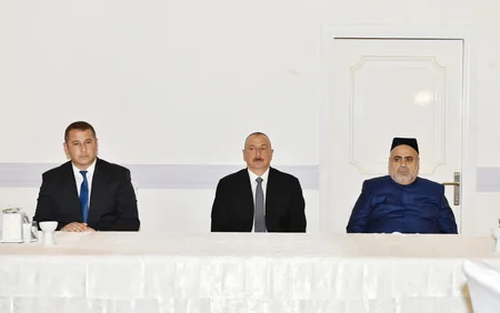 Prezident İlham Əliyev akademik Rəfiqə Əliyevanın qırx mərasimində iştirak edib