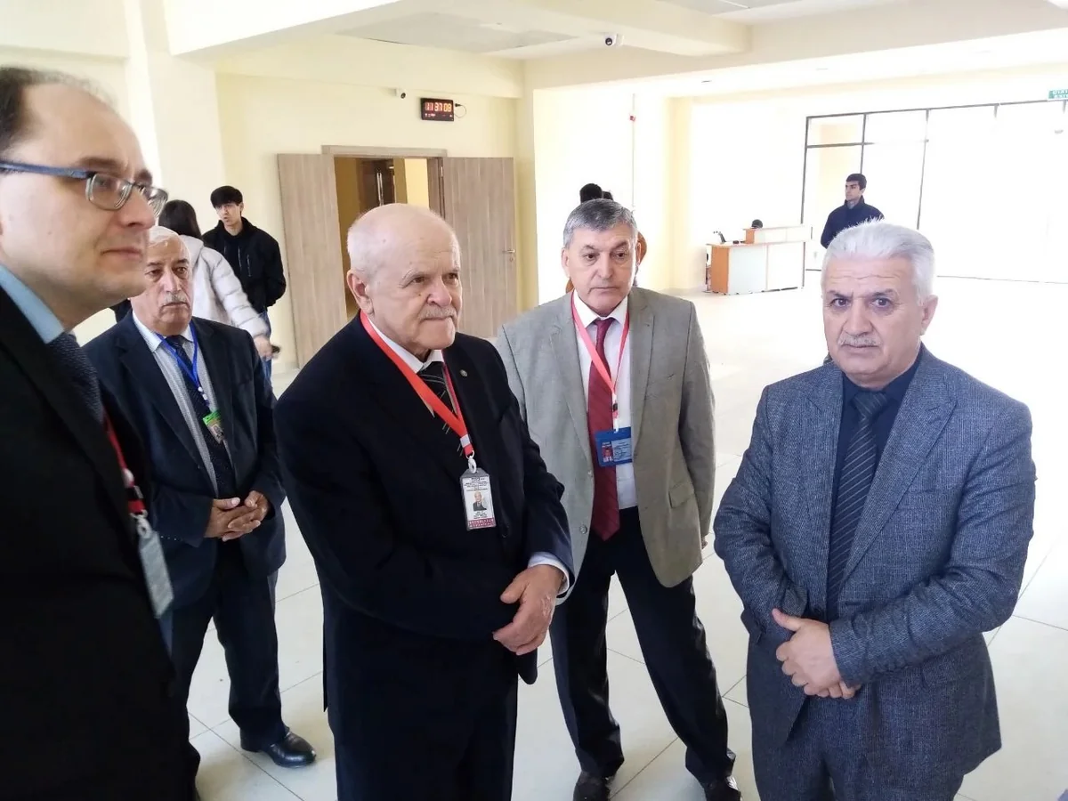 MDB müşahidəçiləri dairə seçki komissiyasının işi ilə tanış olublar