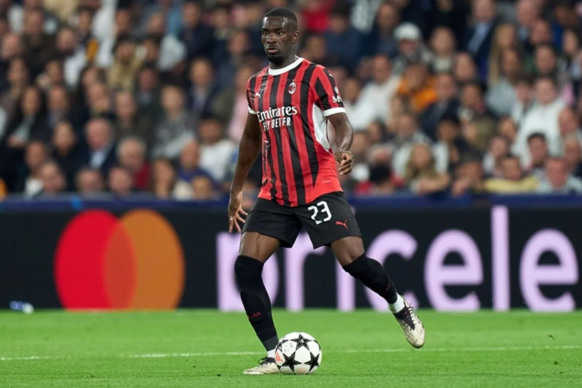Tottenhem Tomori üçün 25 milyon avro ödəməyə hazırdır