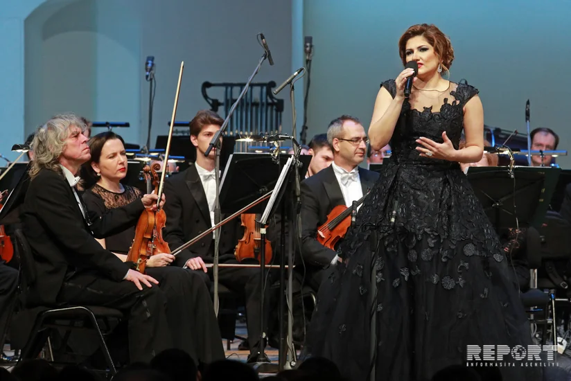 Azərbaycanın əməkdar artisti Moskvada Dmitri Xvorostovskinin xatirəsinə konsert verib