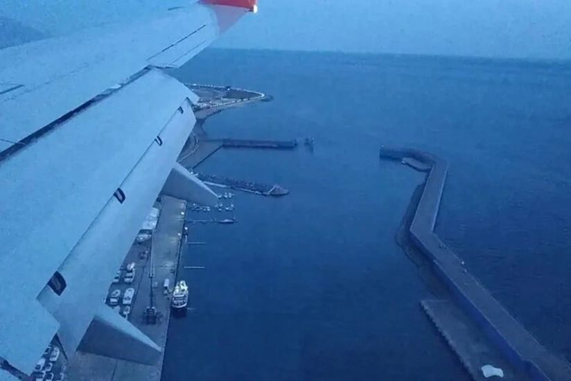 Rusiya Qara dənizə daxil olan Fransa gəmisini müşahidəyə alıb