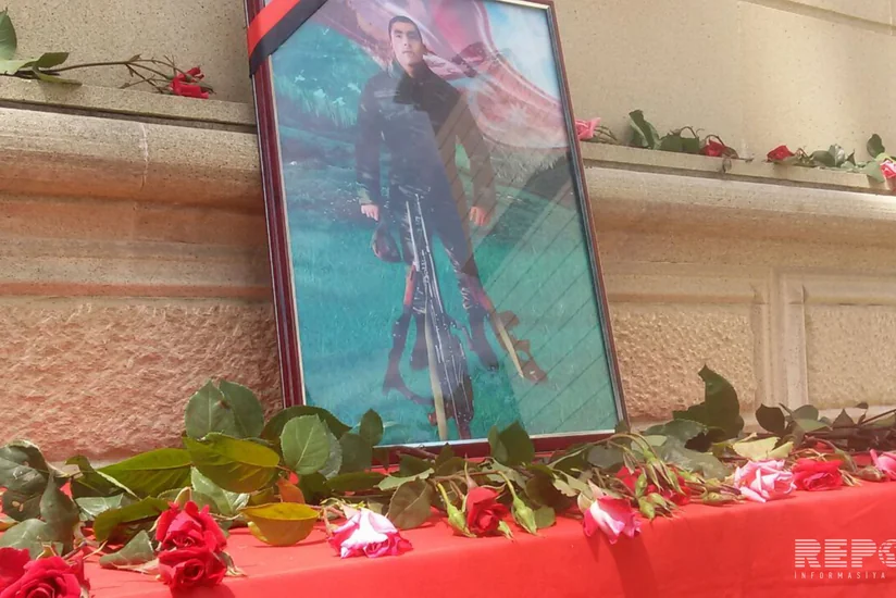 İgidliyə görə ​medalı şəhidin atasına təqdim edilib