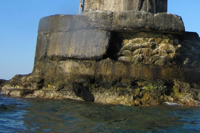 Türkiye takes back islet under control of Greece