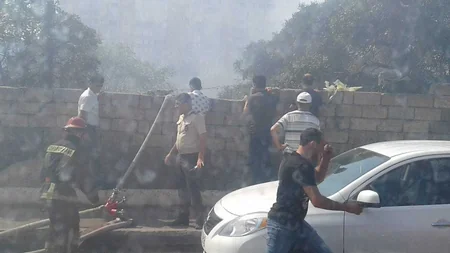 Bakıda quru ot sahəsində yanğın baş verib - FOTO - VİDEO - ƏLAVƏ OLUNUB