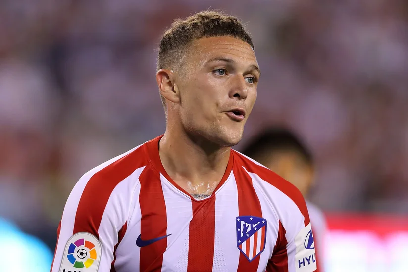 İngiltərə millisinin futbolçusu diskvalifikasiya olundu