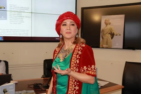 İtaliyada “Nəsimi poeziyası” kitabının təqdimatı keçirilib