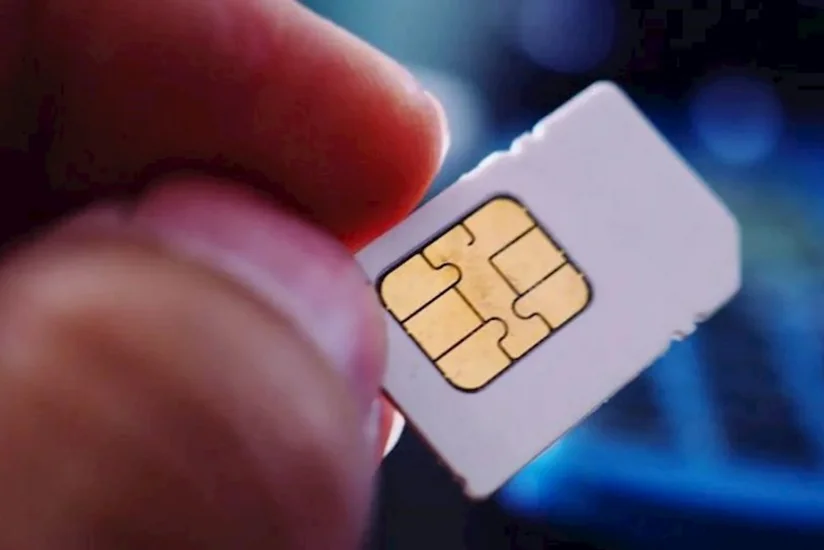 Azərbaycanda mobil telefon nömrələri 1 000 - 75 000 manata hərraca çıxarılır