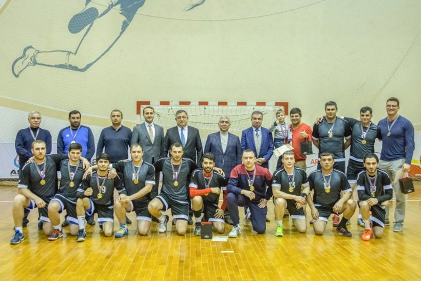 Azərbaycan millisinin həndbolçuları: Federasiyada özbaşınalıqdır