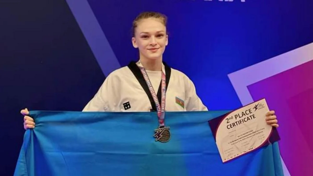 Azərbaycan taekvondoçusu klublararası Avropa çempionatında gümüş medal qazanıb
