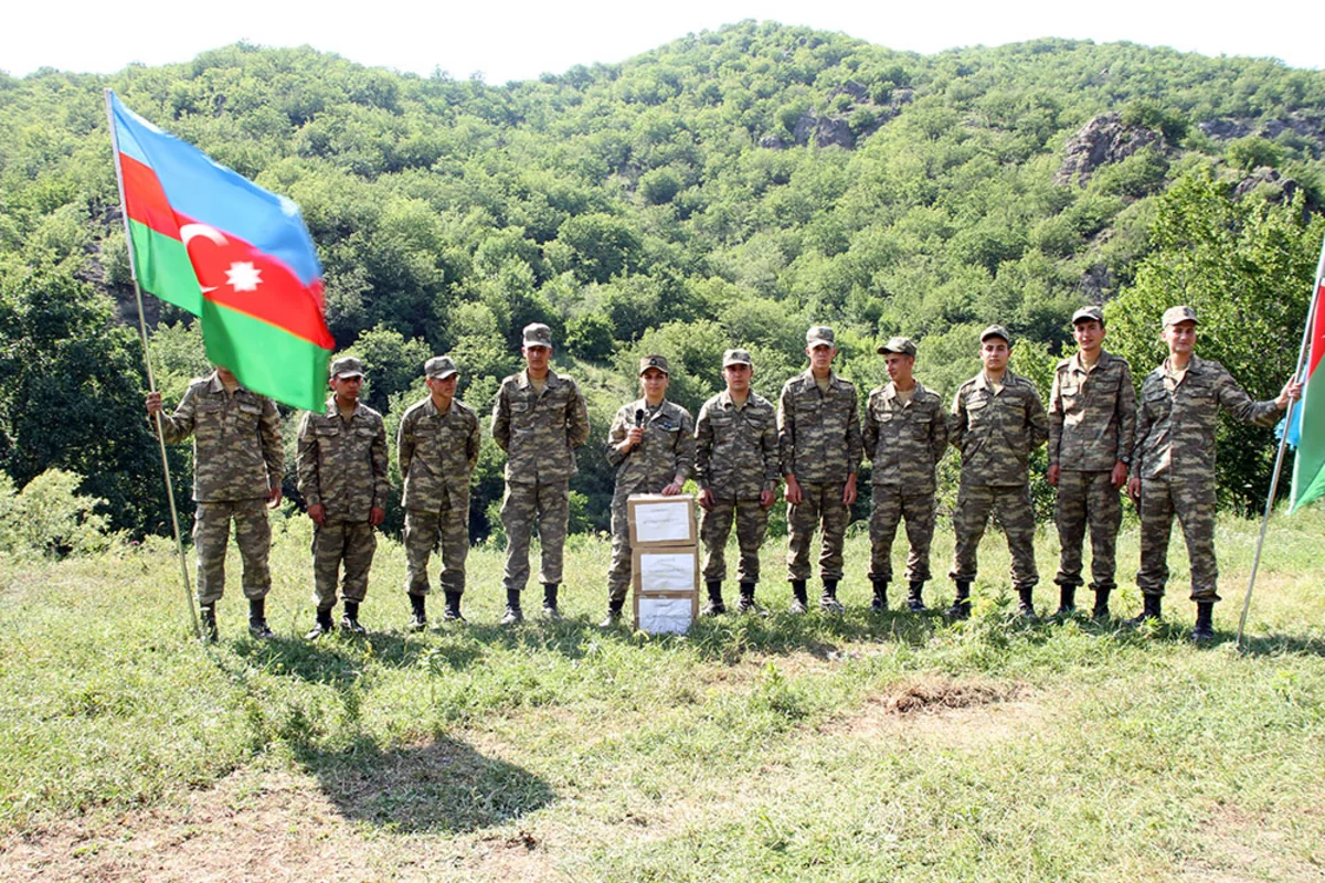 Milli Qurtuluş Günü azad edilmiş ərazilərdə dislokasiya olunmuş bölmələrimizdə qeyd edilib